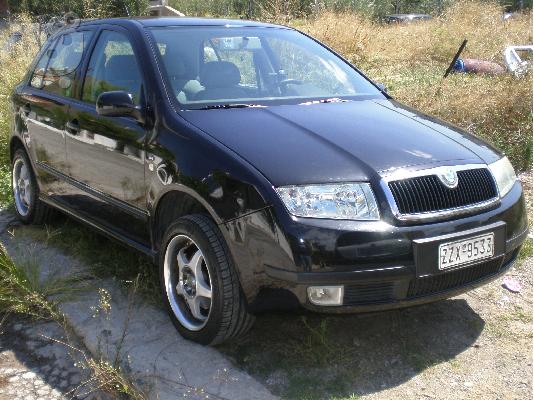 PoulaTo: SKODA FABIA '01